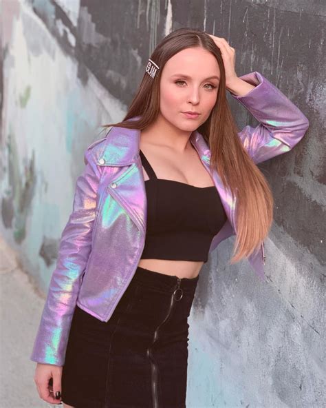 Larissa Manoela NFSW/ADULTO : r/CelebsBR .